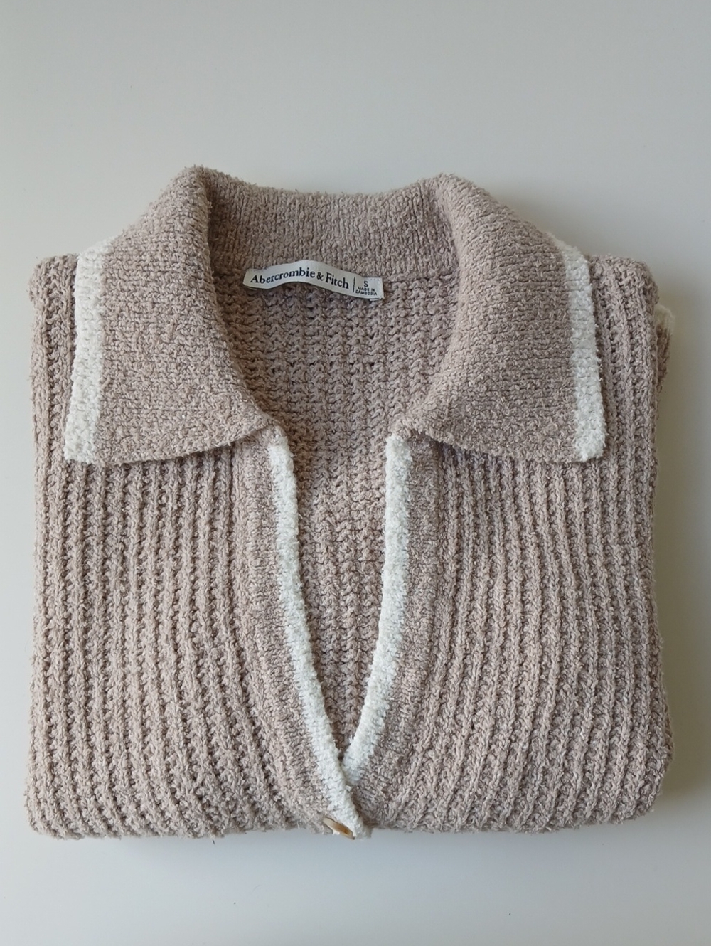 Abercrombie & Fitch Crop Cardigan Sweater Tan Women's Small NWT - Picture 7 of 7